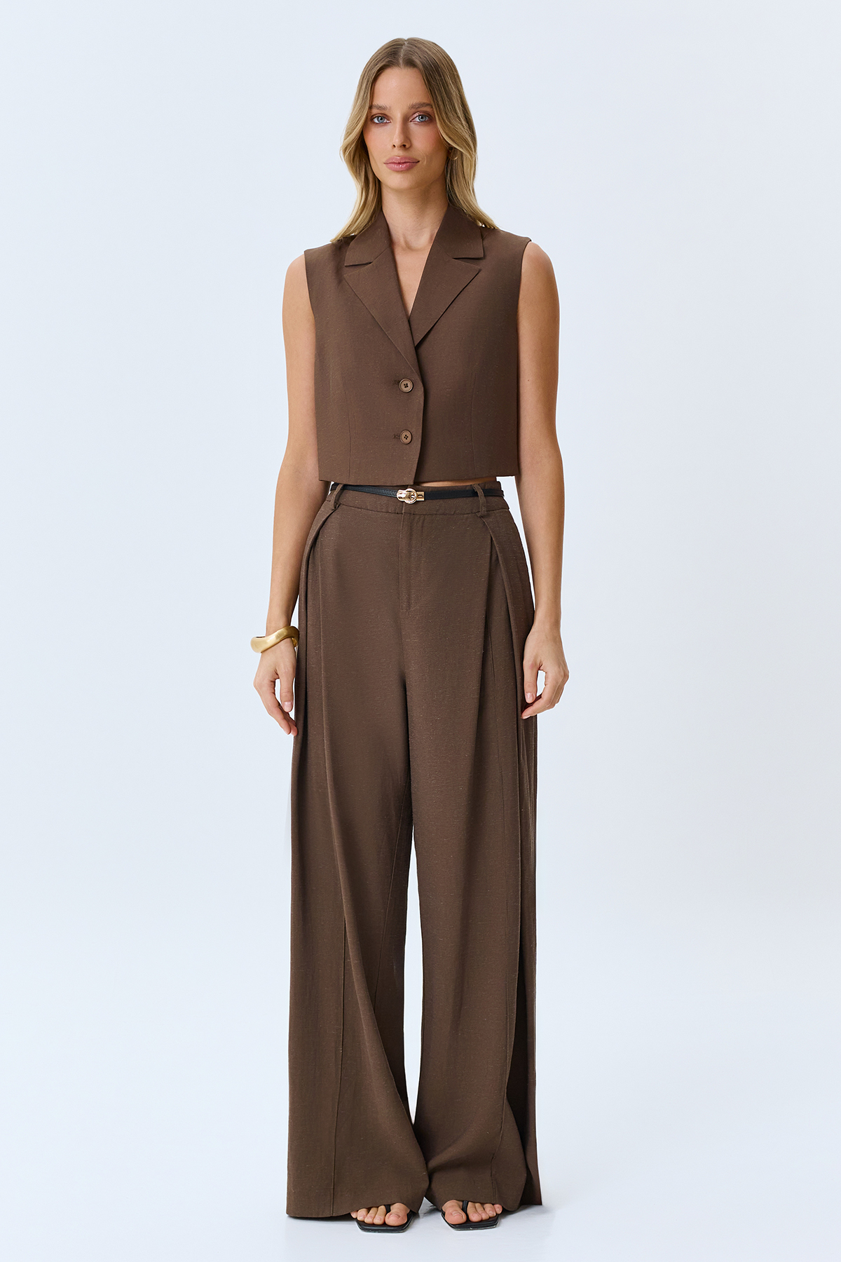 Широкие брюки с акцентными складками, 48