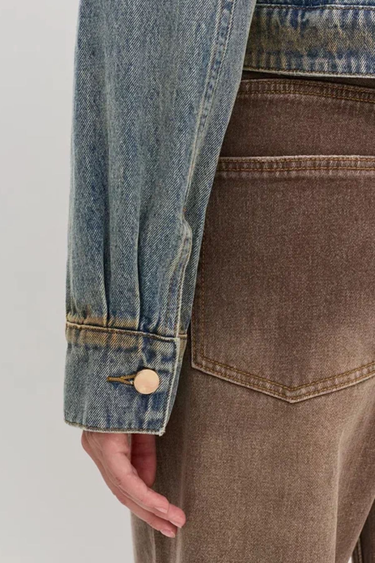 Джинсовый жакет с контрастной варкой, 48р