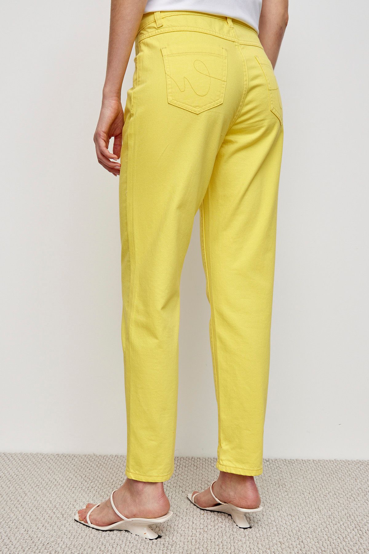 Джинсы из жёлтого денима, 46р