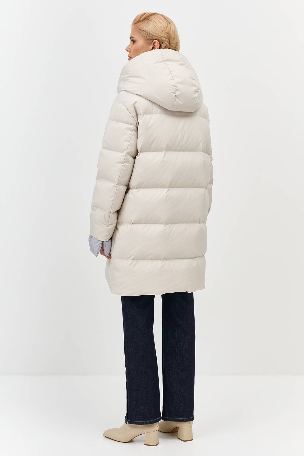 Лимитированная серия куртка жемчужная с палантином, 42