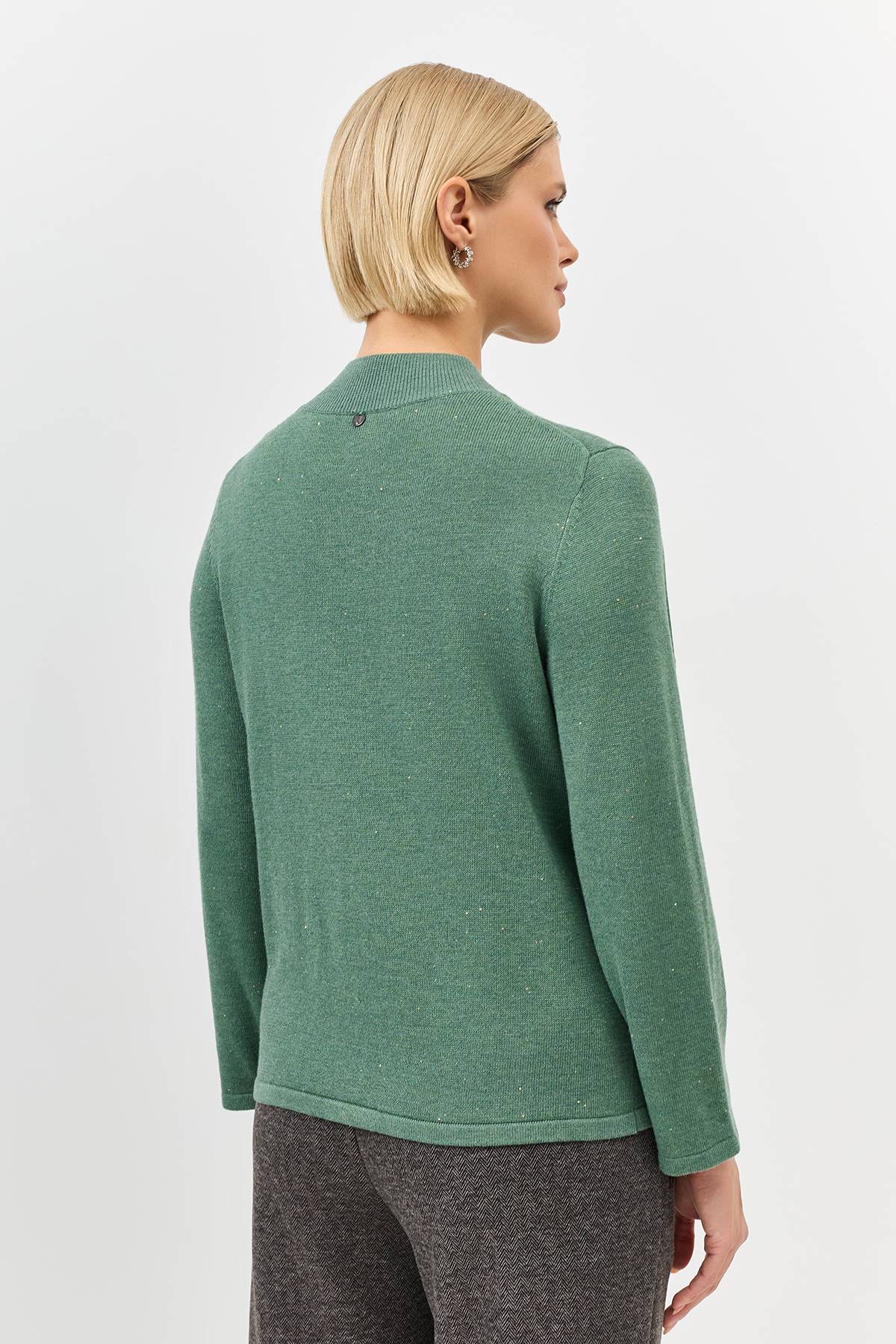 Лимитированная серия джемпер с мерцающими пайетками с палантином, 36