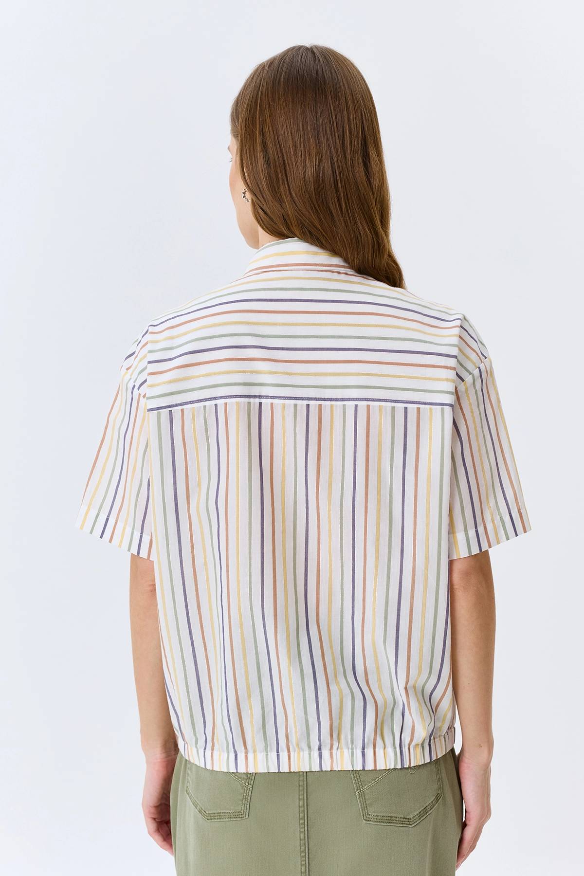 Легкая блузка в яркую полоску, 46