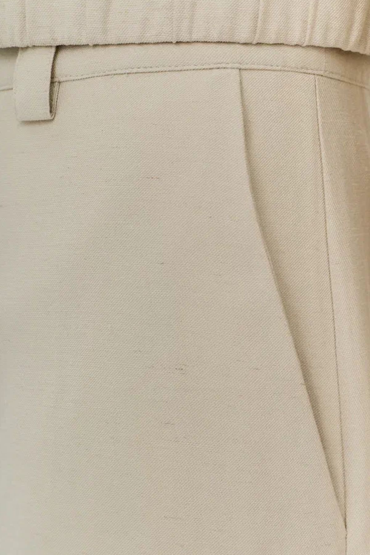 Юбка миди с акцентным глубоким разрезом, 52р