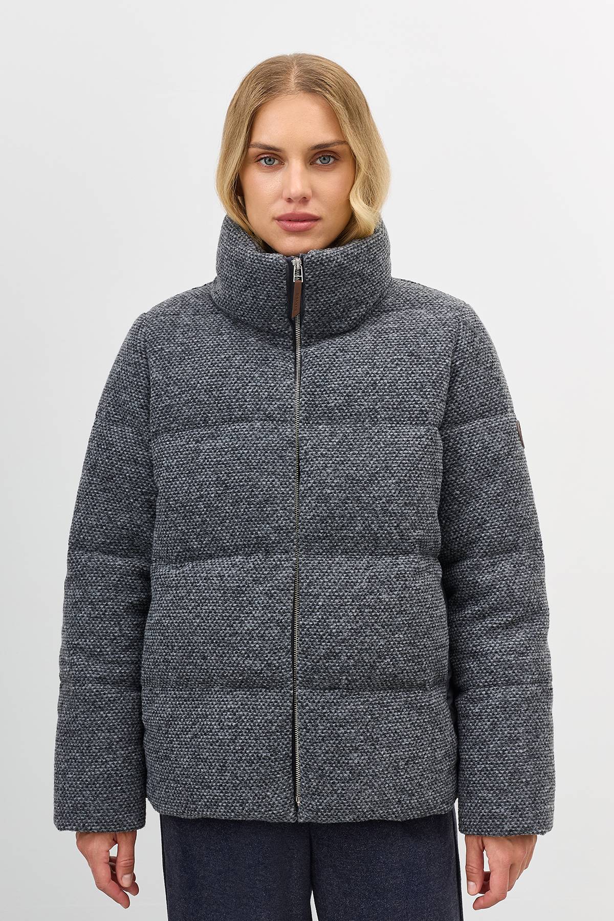 Лимитированная серия минималистичная комбинированная куртка с палантином, 44