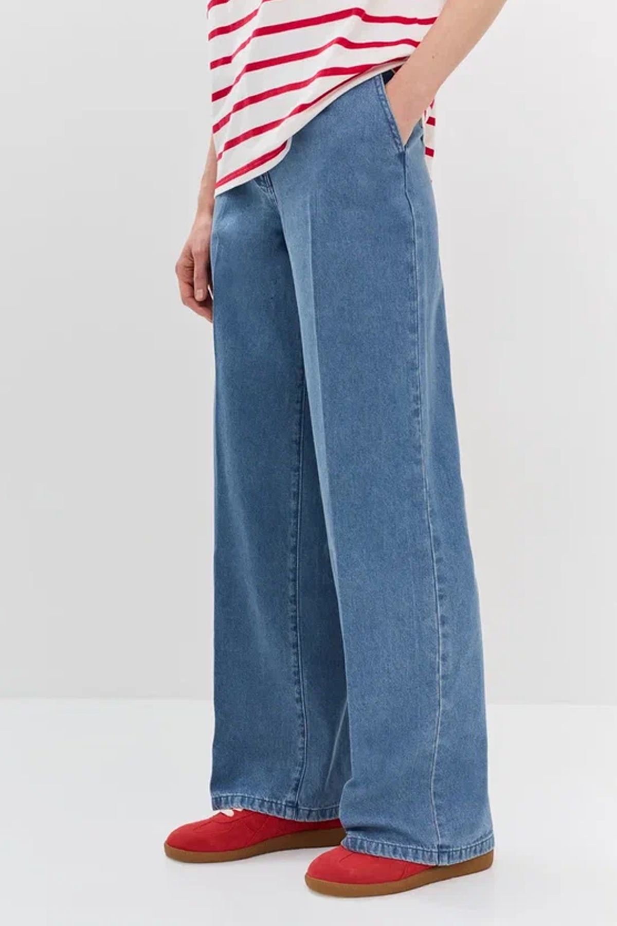 Джинсы прямого кроя, 48р