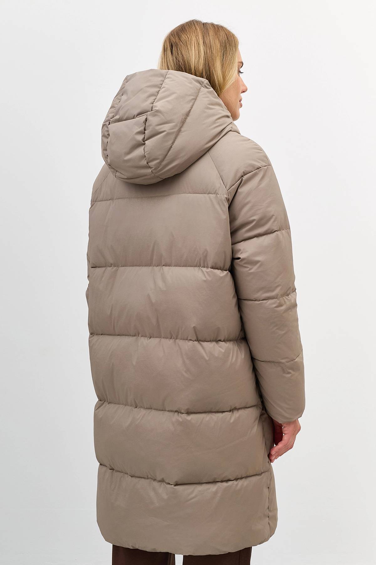 Теплое пальто с квадратной стежкой, 50