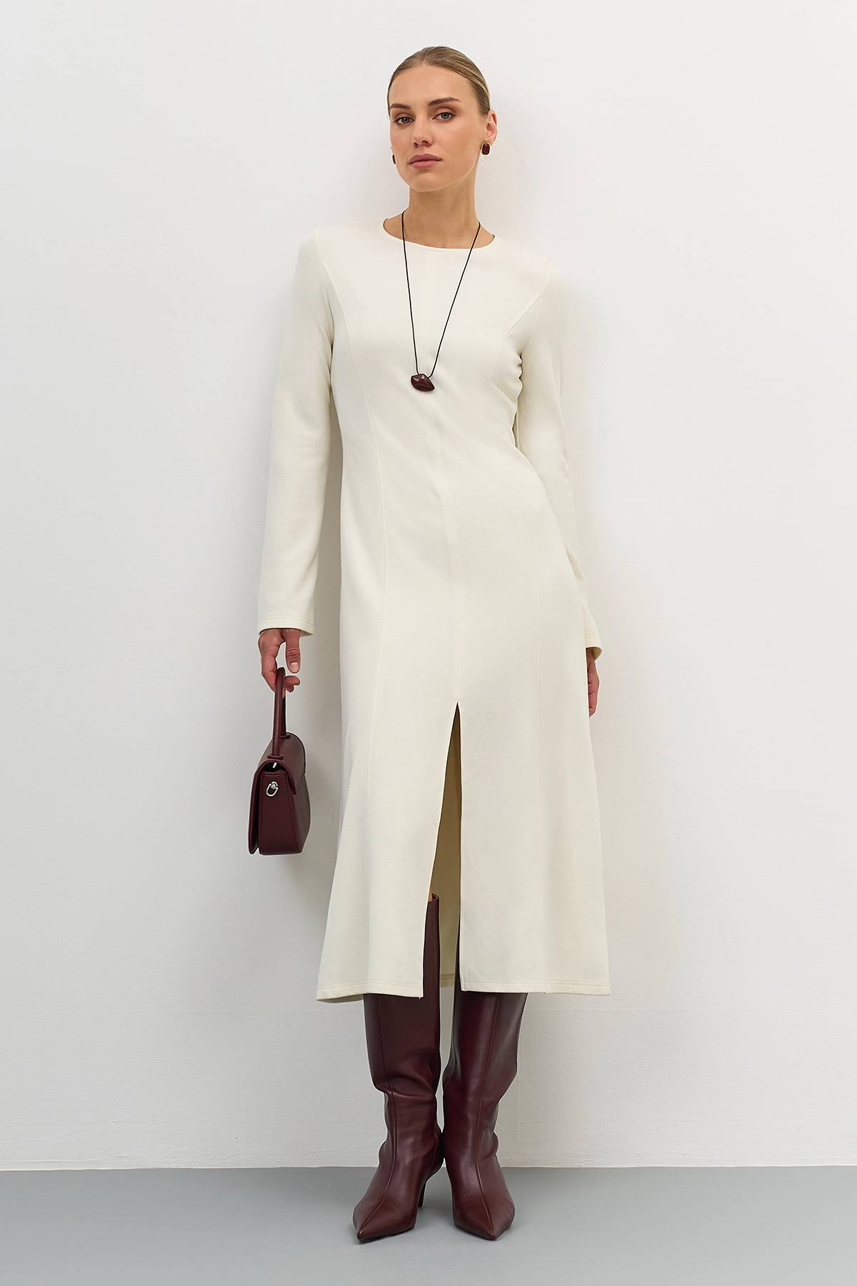 Лимитированная серия молочное платье с ремнем