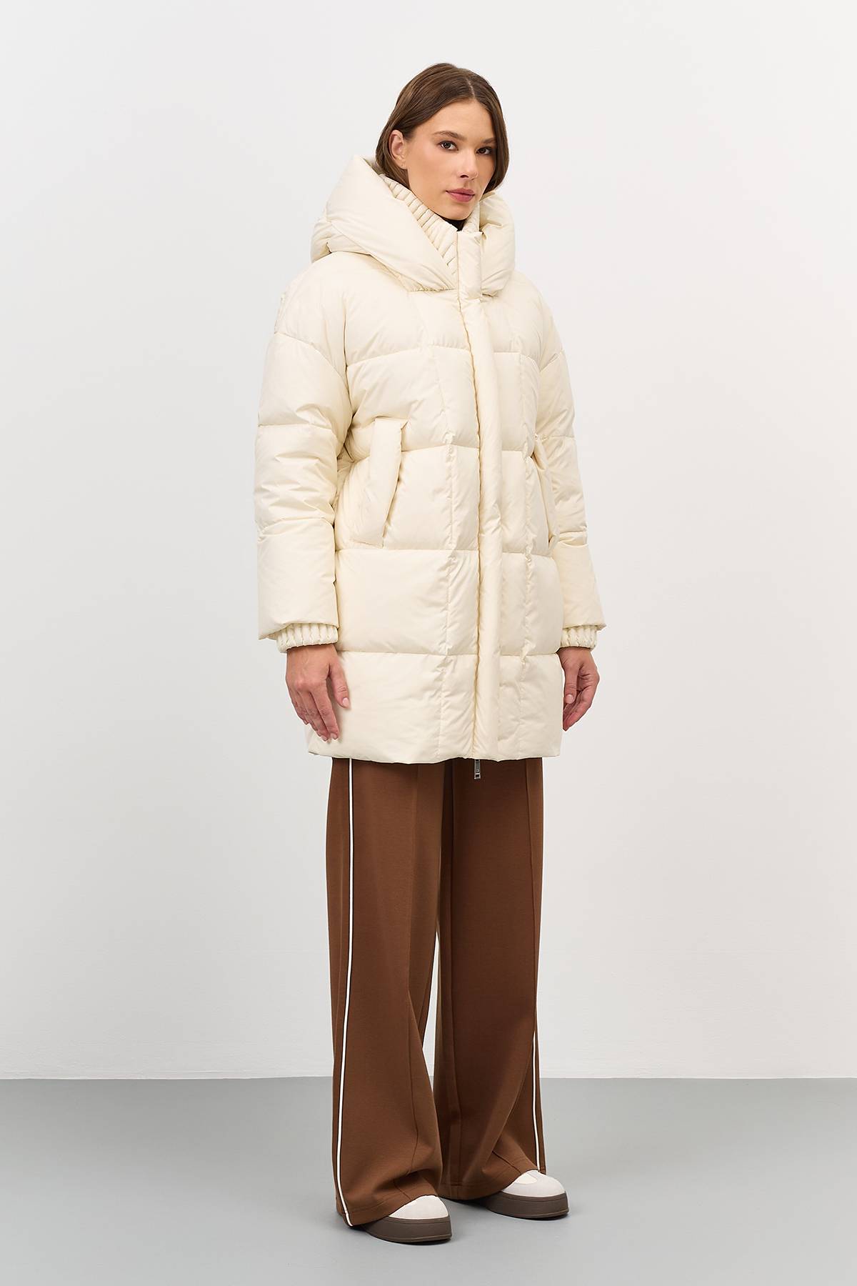 Лимитированная серия укороченный пуховик с акцентным воротником и палантин, 40