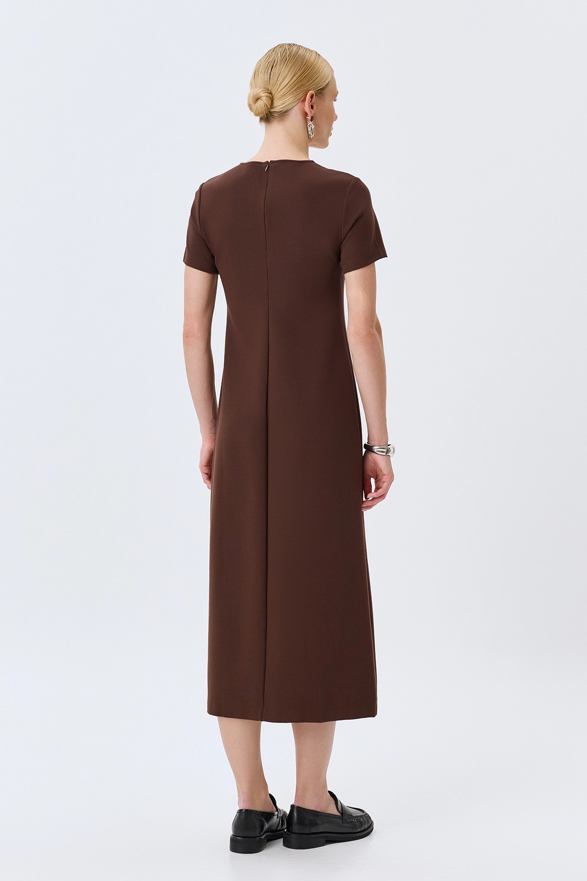 Коричневое базовое платье из смесовой вискозы, 50