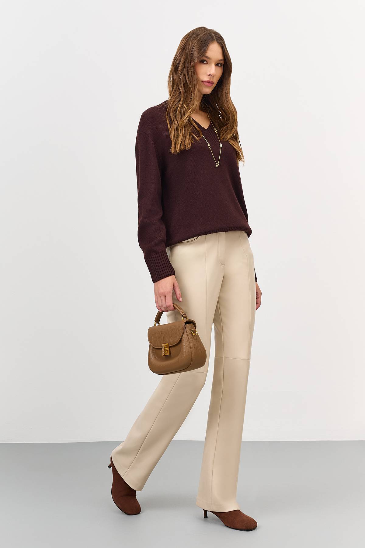 Лимитированная серия базовый джемпер с V-образным вырезом и ремень, 42