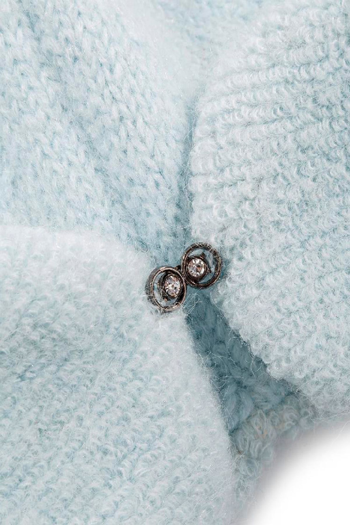 Шапка-ушанка с застёжками со стразами в пыльно-голубом цвете, 57