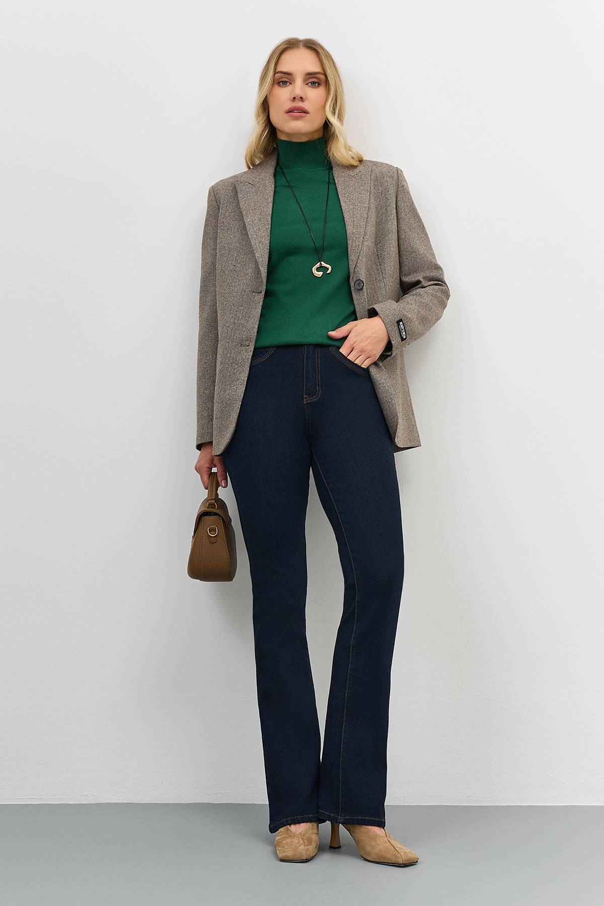 Расклешенные джинсы с высокой посадкой, 48