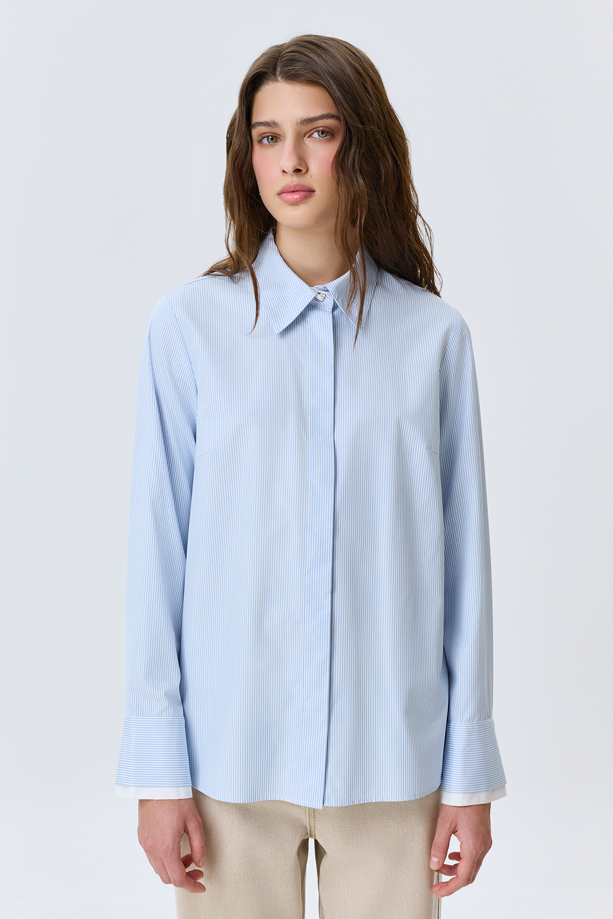 Базовая блузка из бамбукового волокна, 52