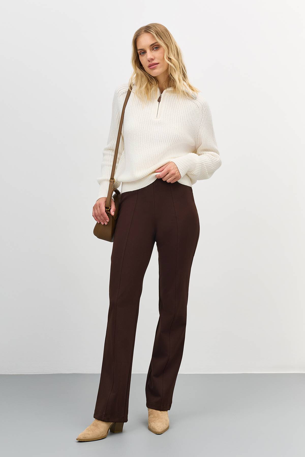 Лимитированная серия свитер с отложным воротником на молнии и ремень, 48