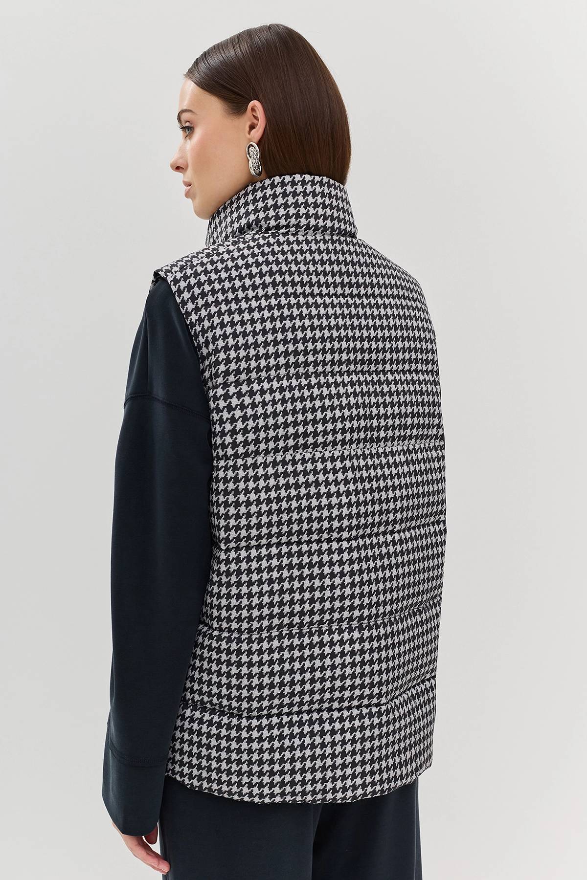 Лимитрированная серия жилет с принтом ''гусиная лапка" и палантин, 44