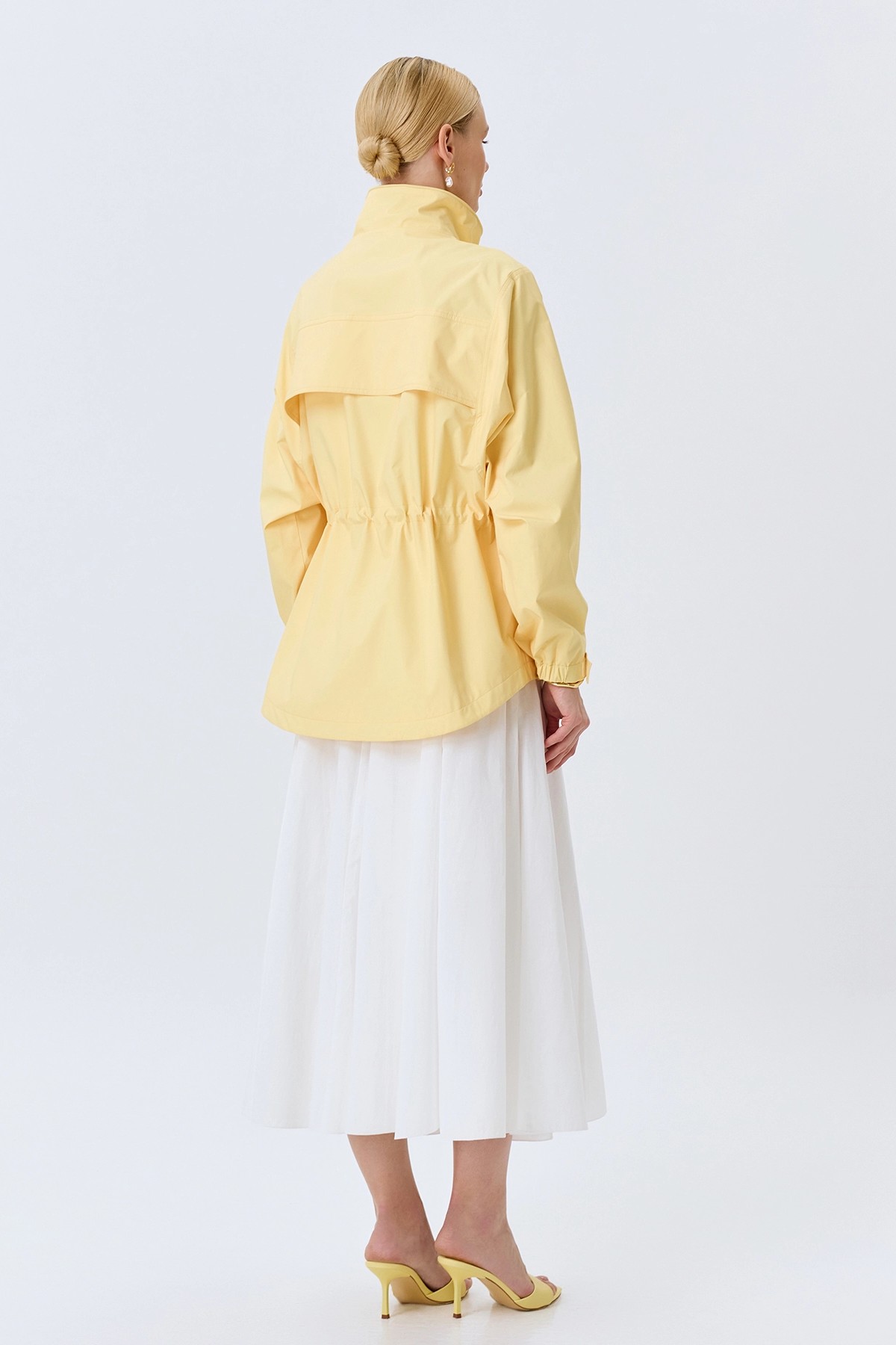 Oversize ветровка в спортивном стиле, 50