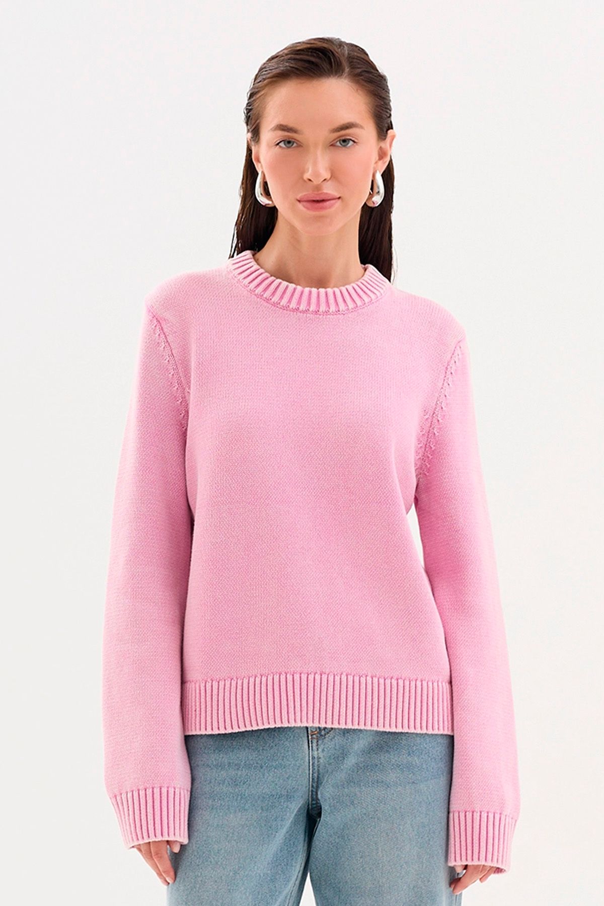 Трикотажный джемпер прямого силуэта, 40р