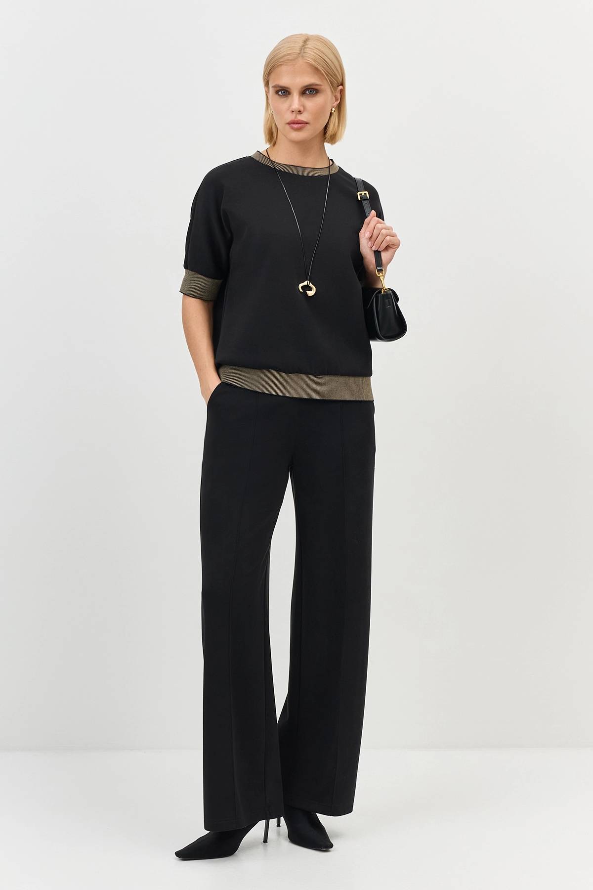 Трикотажный джемпер с контрастным рибом, 36