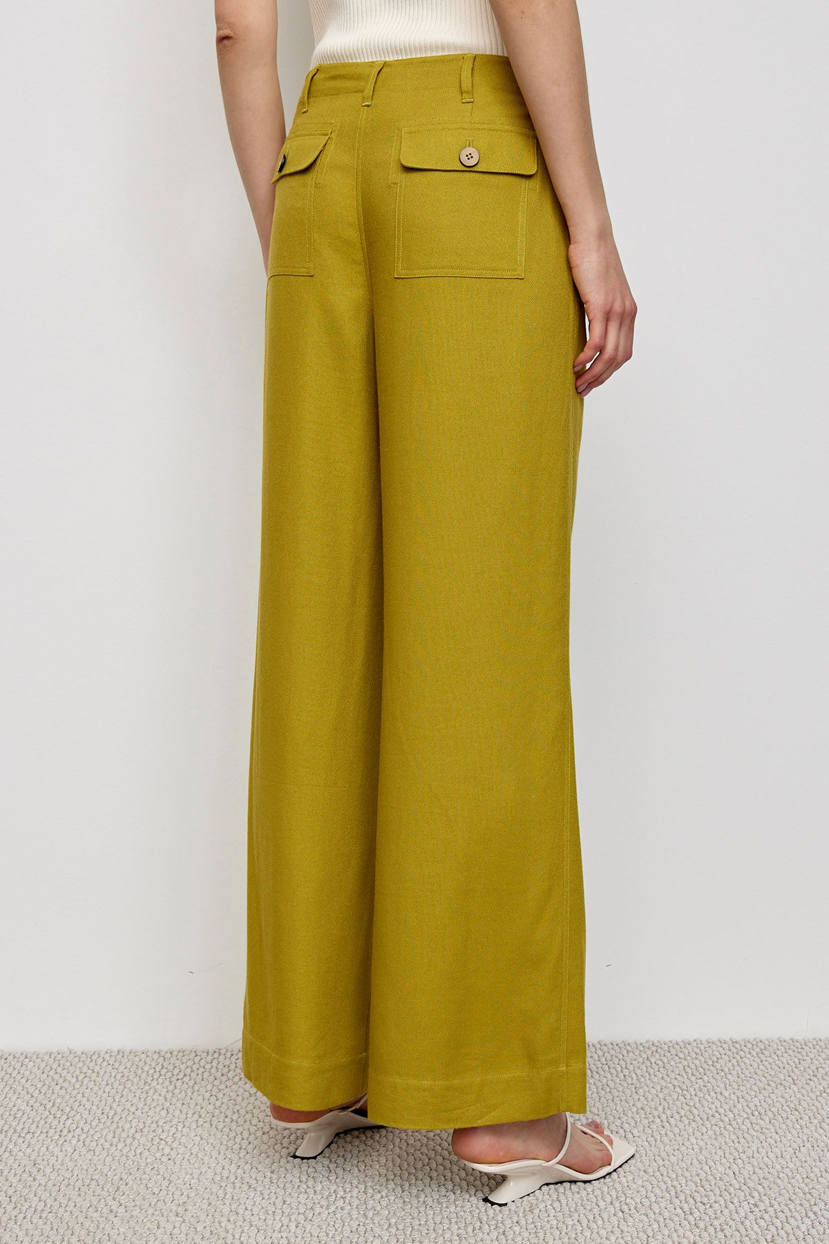 Брюки с прямыми штанинами, 50р