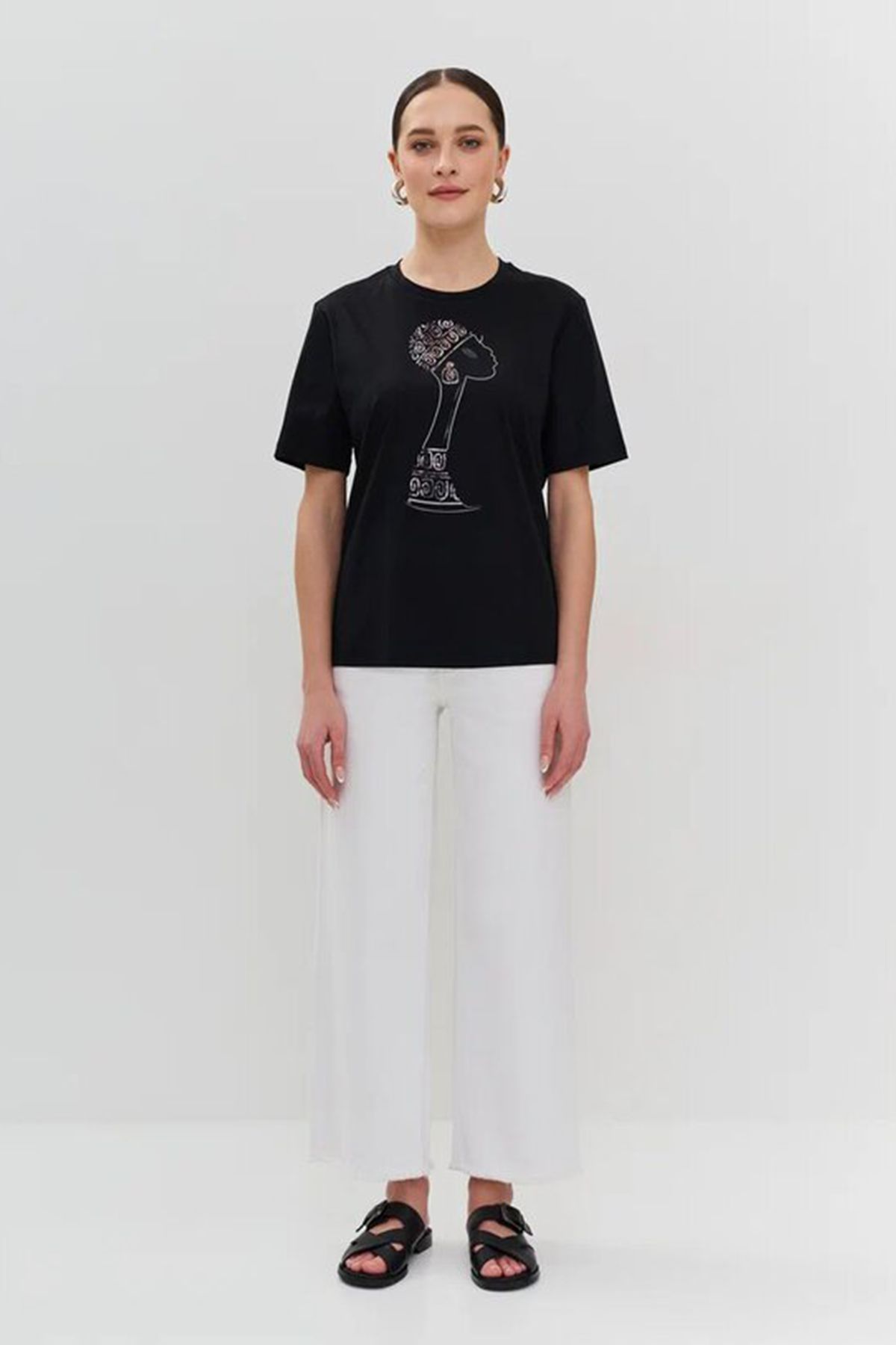 Футболка с объёмным принтом, 44р