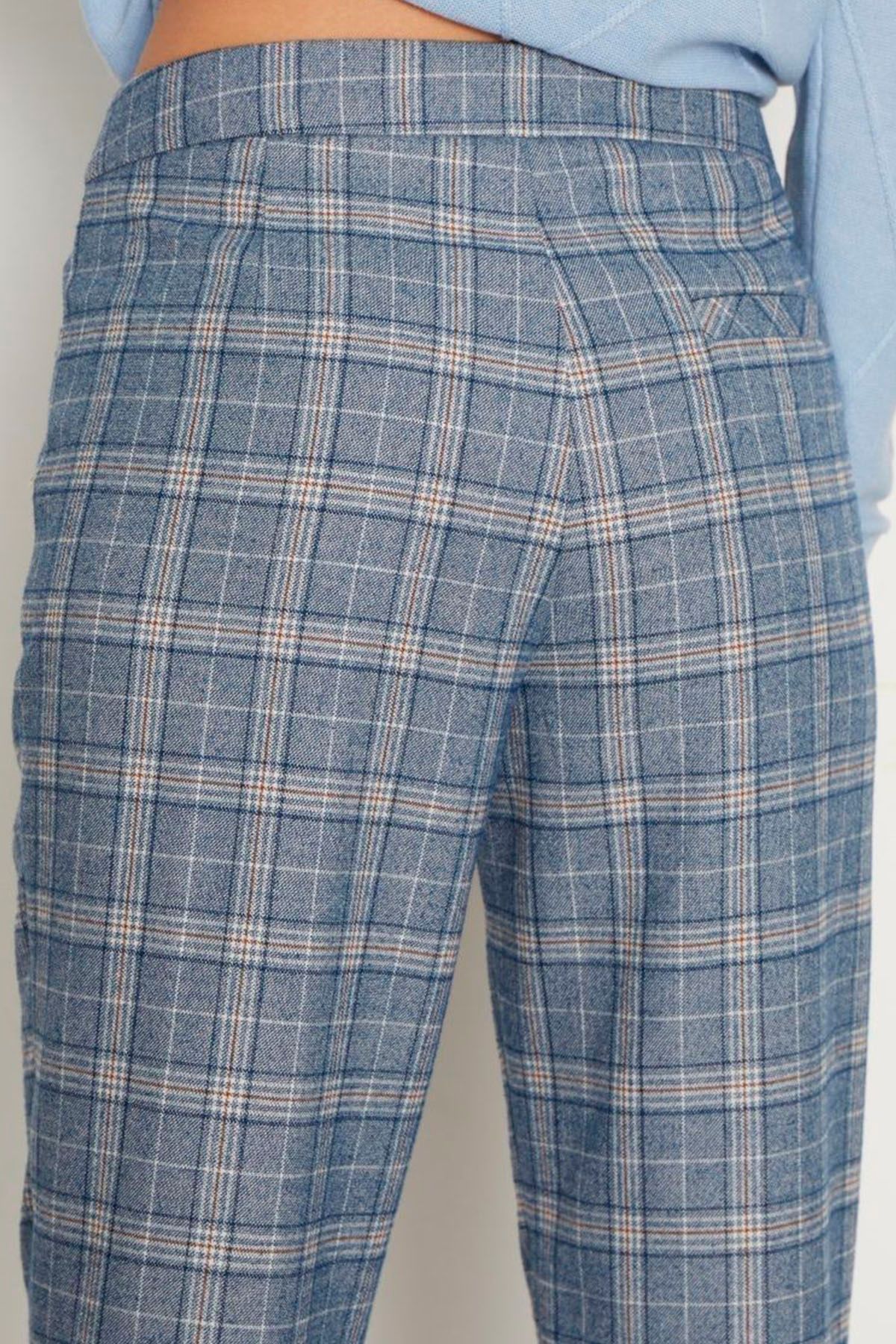 Клетчатые зауженные брюки, 42р