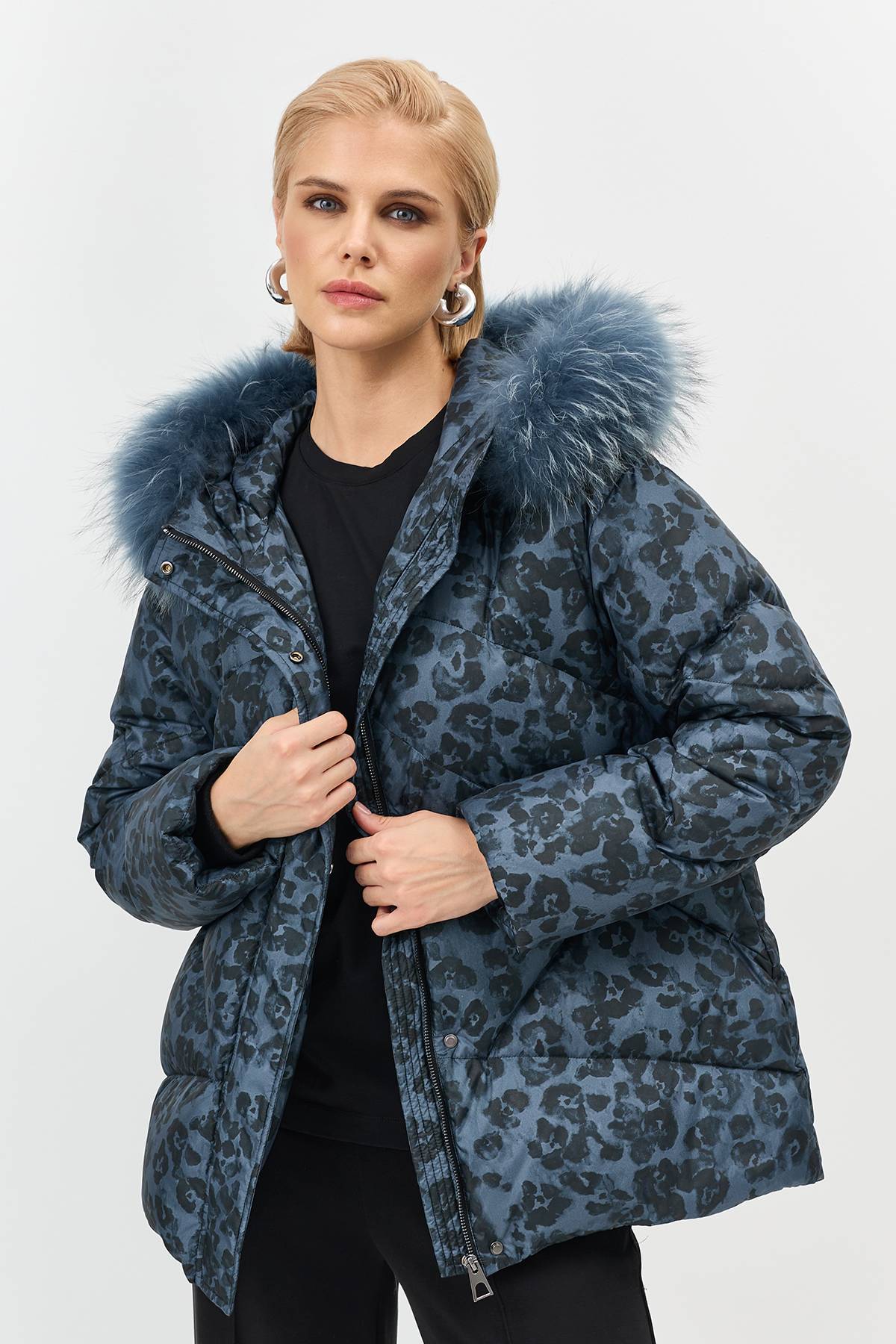 Лимитированная серия  куртка с принтом и меховой опушкой и палантин, 38