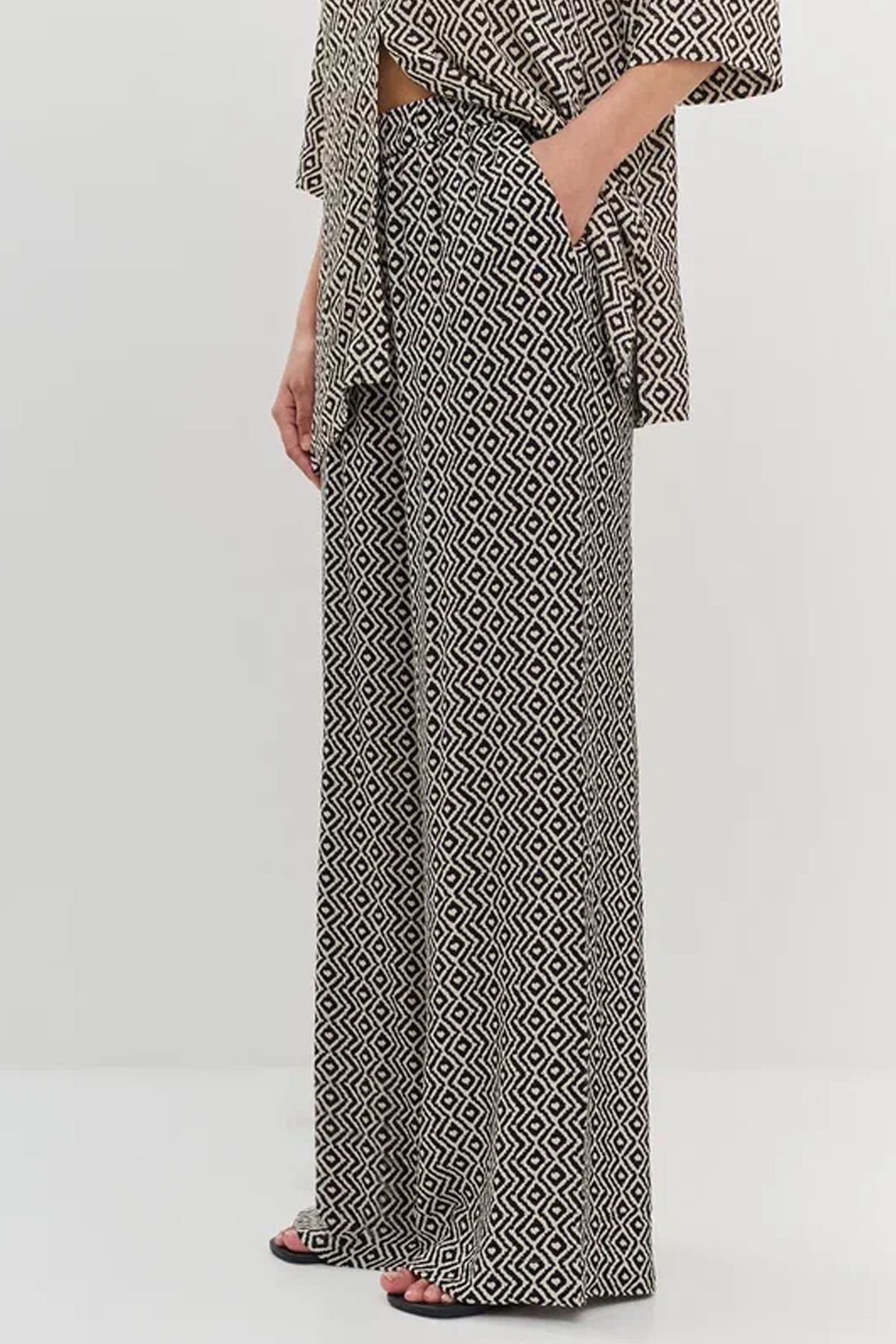 Брюки с абстрактным принтом 53437/2, 42р