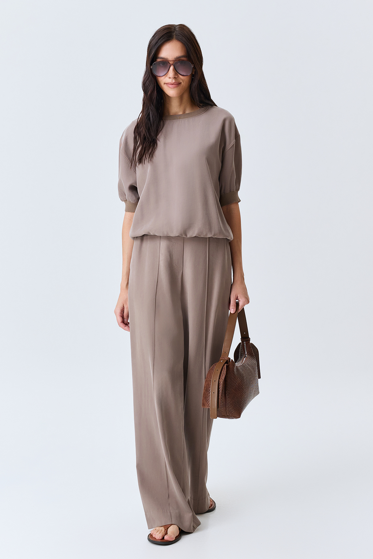 Брюки из вискозы с простроченными стрелками, 52