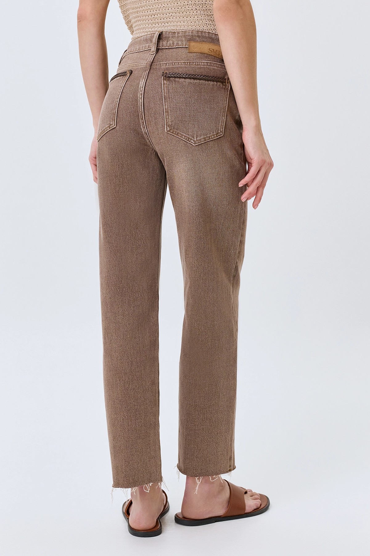 Бежевые джинсы с варкой, 48