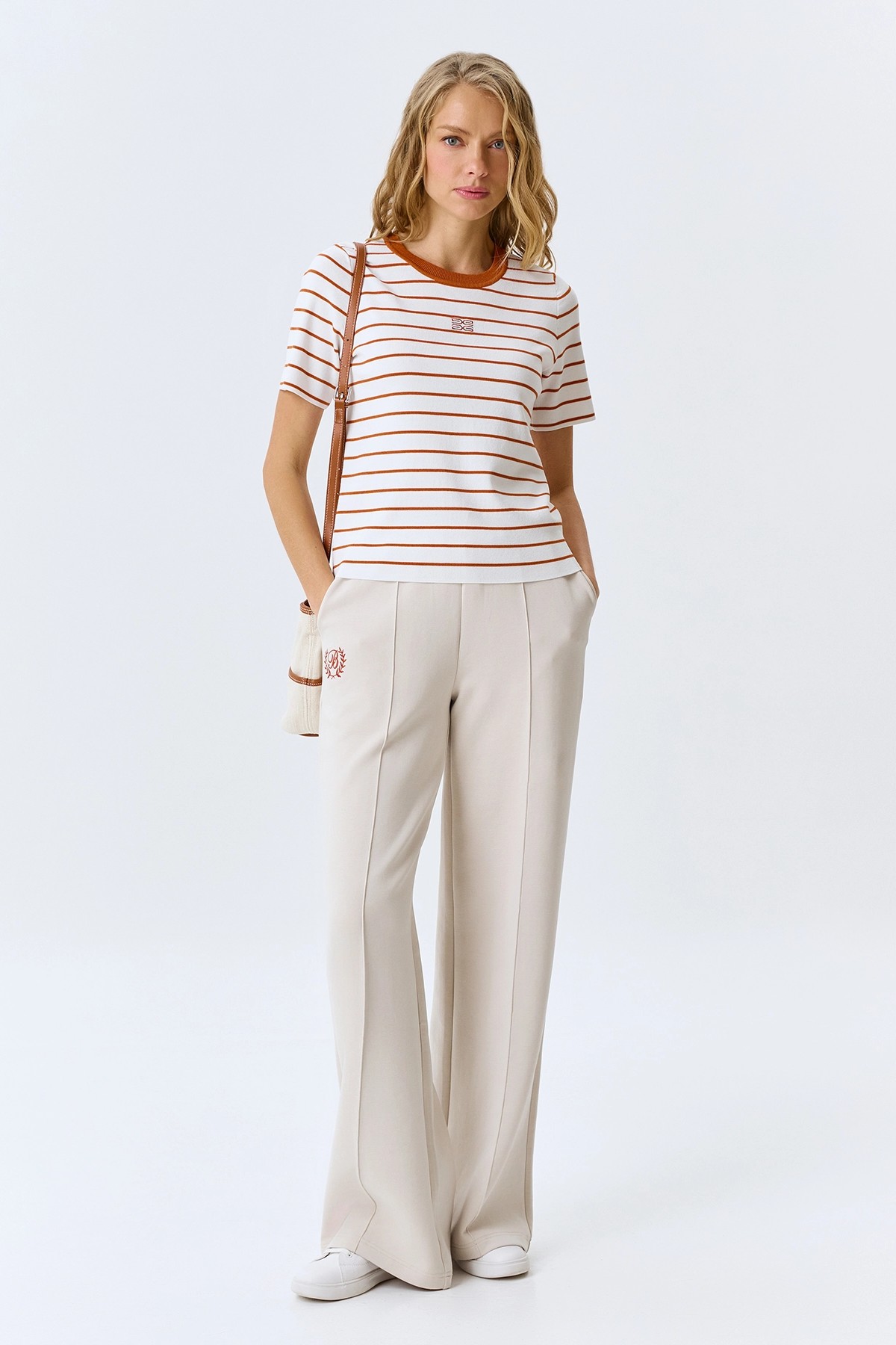 Вязаная футболка в полоску, 34