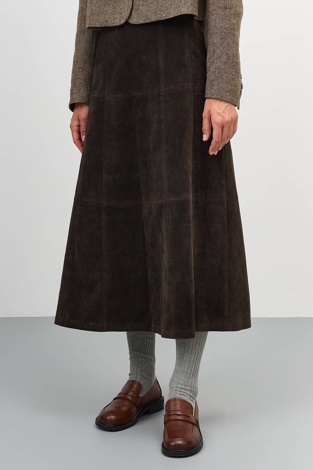 Лимитированная серия юбка А-силуэта из искуственной замши и ремень, 42