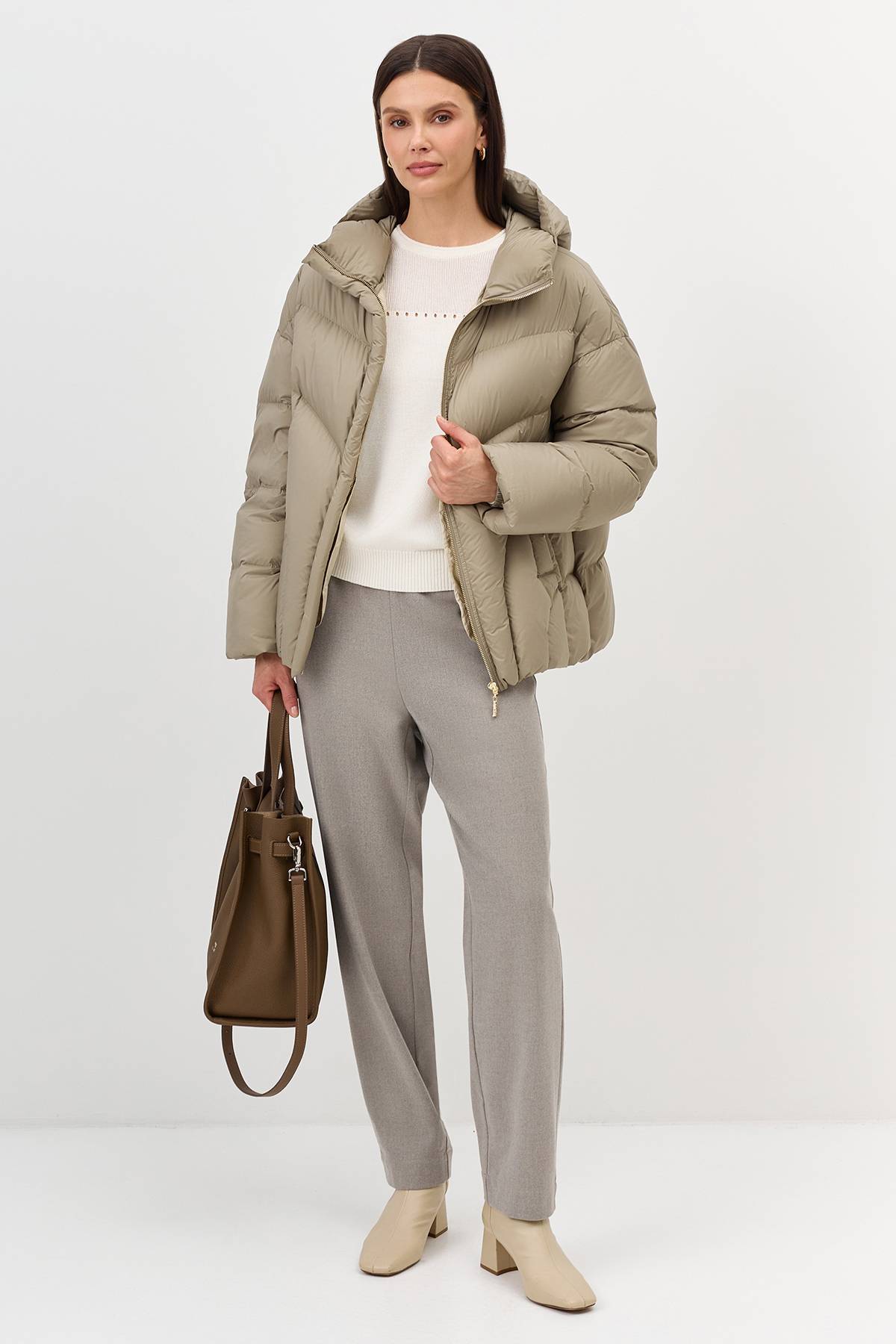 Лимитированная серия куртка оливковая с палантином, 36