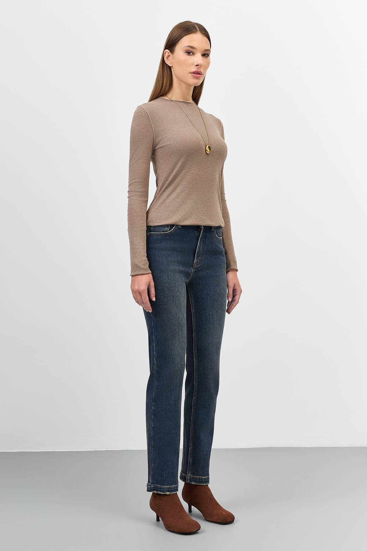 Утепленные джинсы со спандексом деликатной варкой, 48