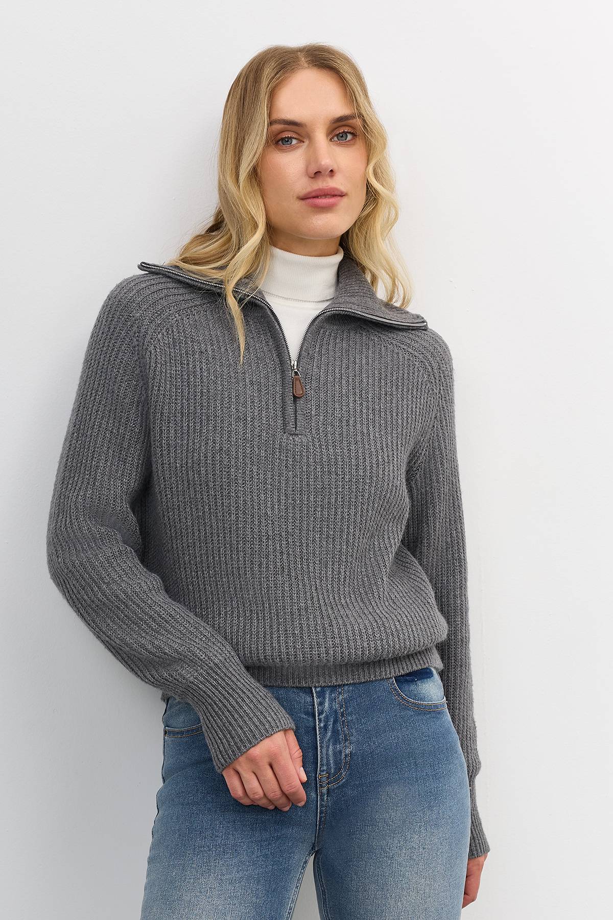 Лимитированная серия серый свитер с отложным воротником на молнии и ремень, 50