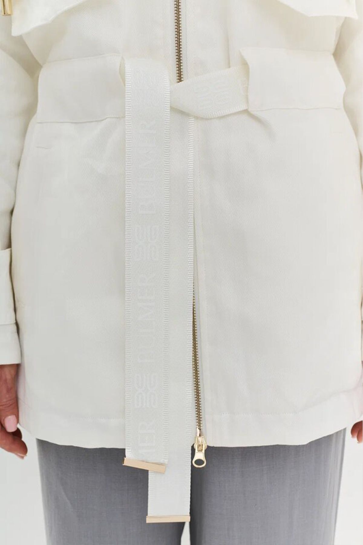 Куртка свободного силуэта с эффектом многослойности, 50р