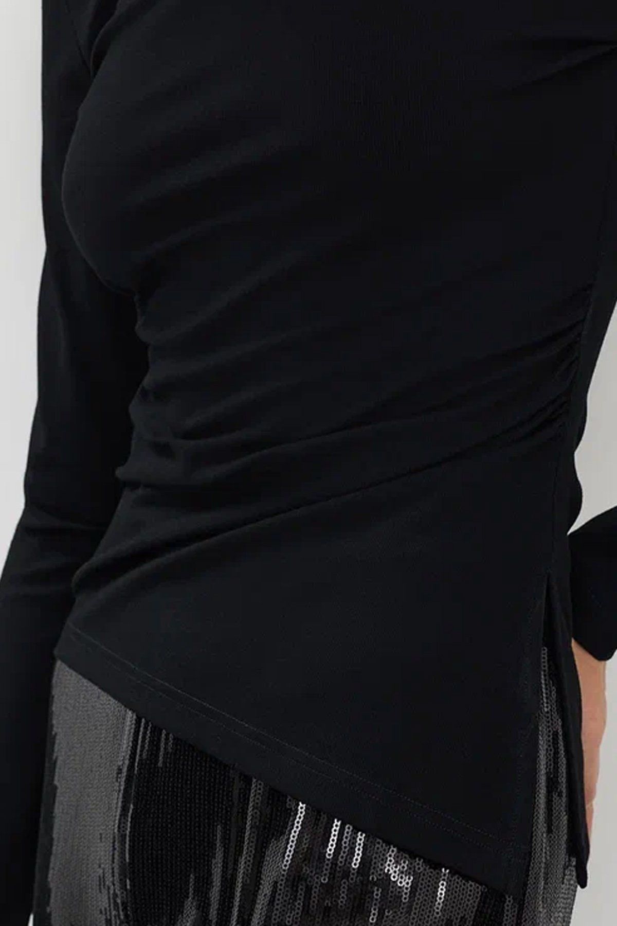 Джемпер женский Черный 40р