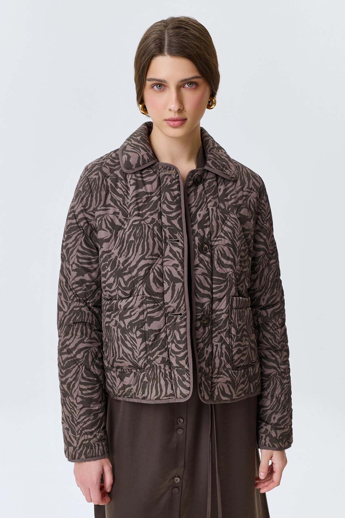 Утепленный жакет с анималистичным принтом, 52