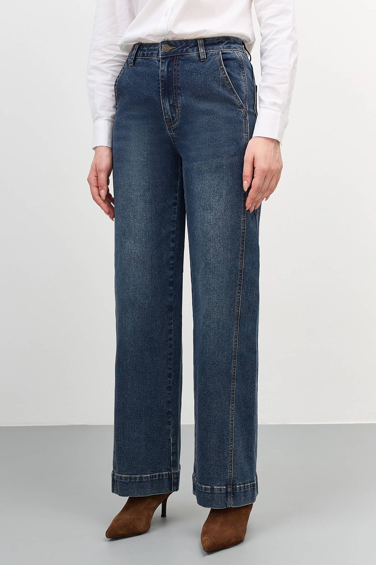 Широкие джинсы с рельефами, 50