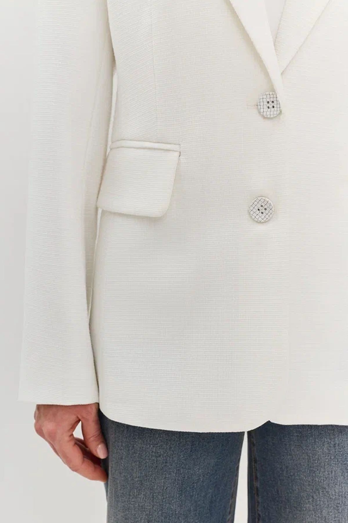 Классический жакет с деликатным люрексом, 52р