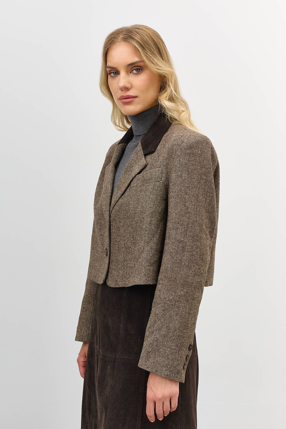 Лимитированная серия укороченный жакет из твида и ремень, 40