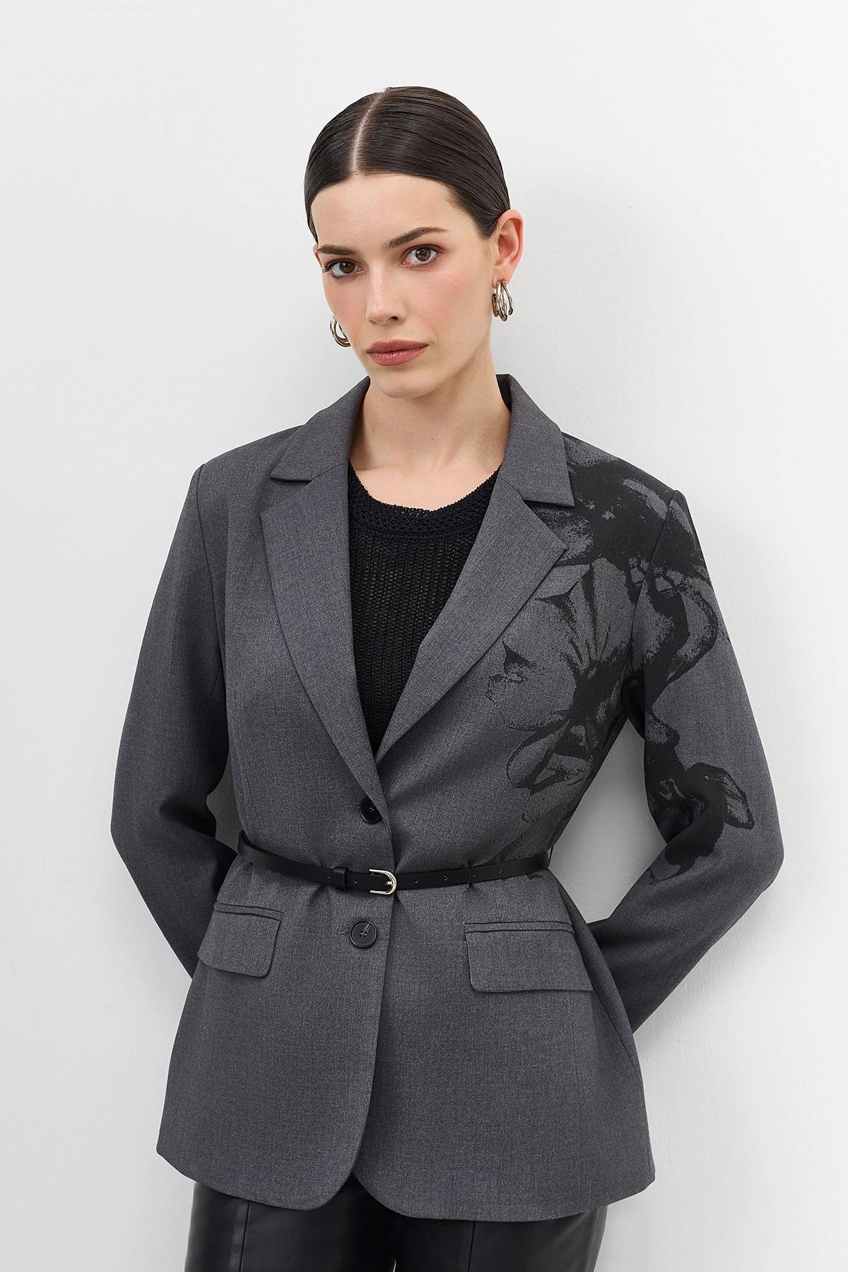 Лимитированная серия серый жакет с ремнем, 42