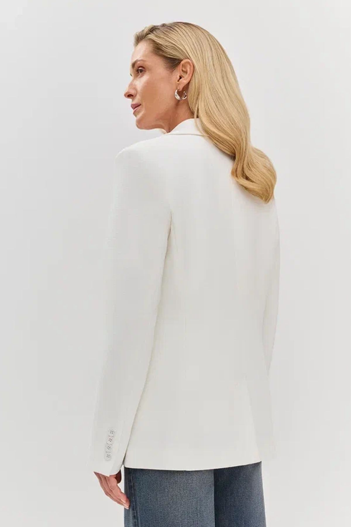 Классический жакет с деликатным люрексом, 52р