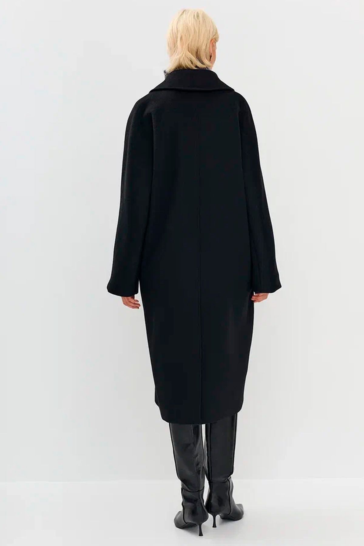 Двубортное пальто в классическом стиле, 52р