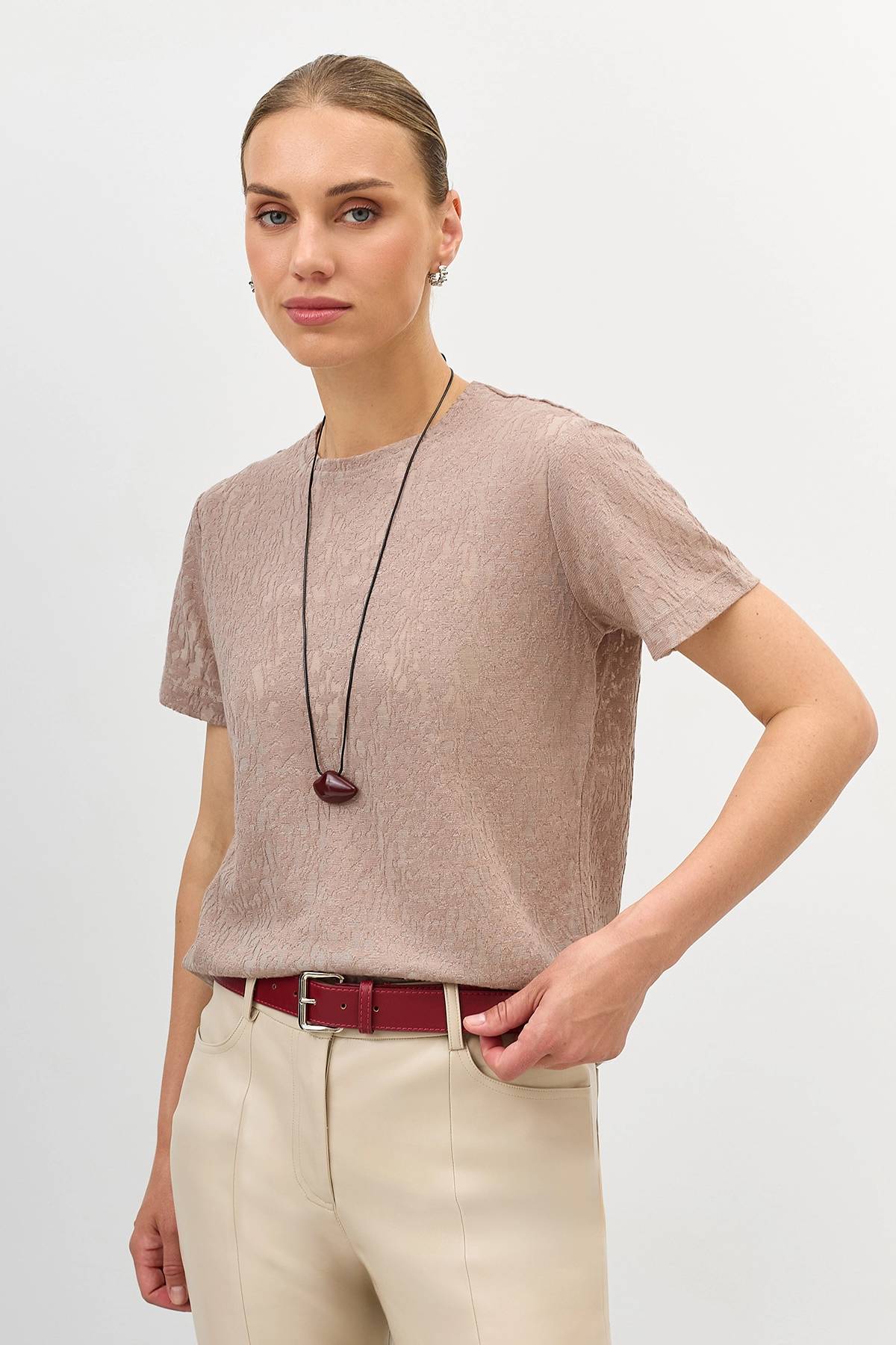 Футболка из трикотажа, 42