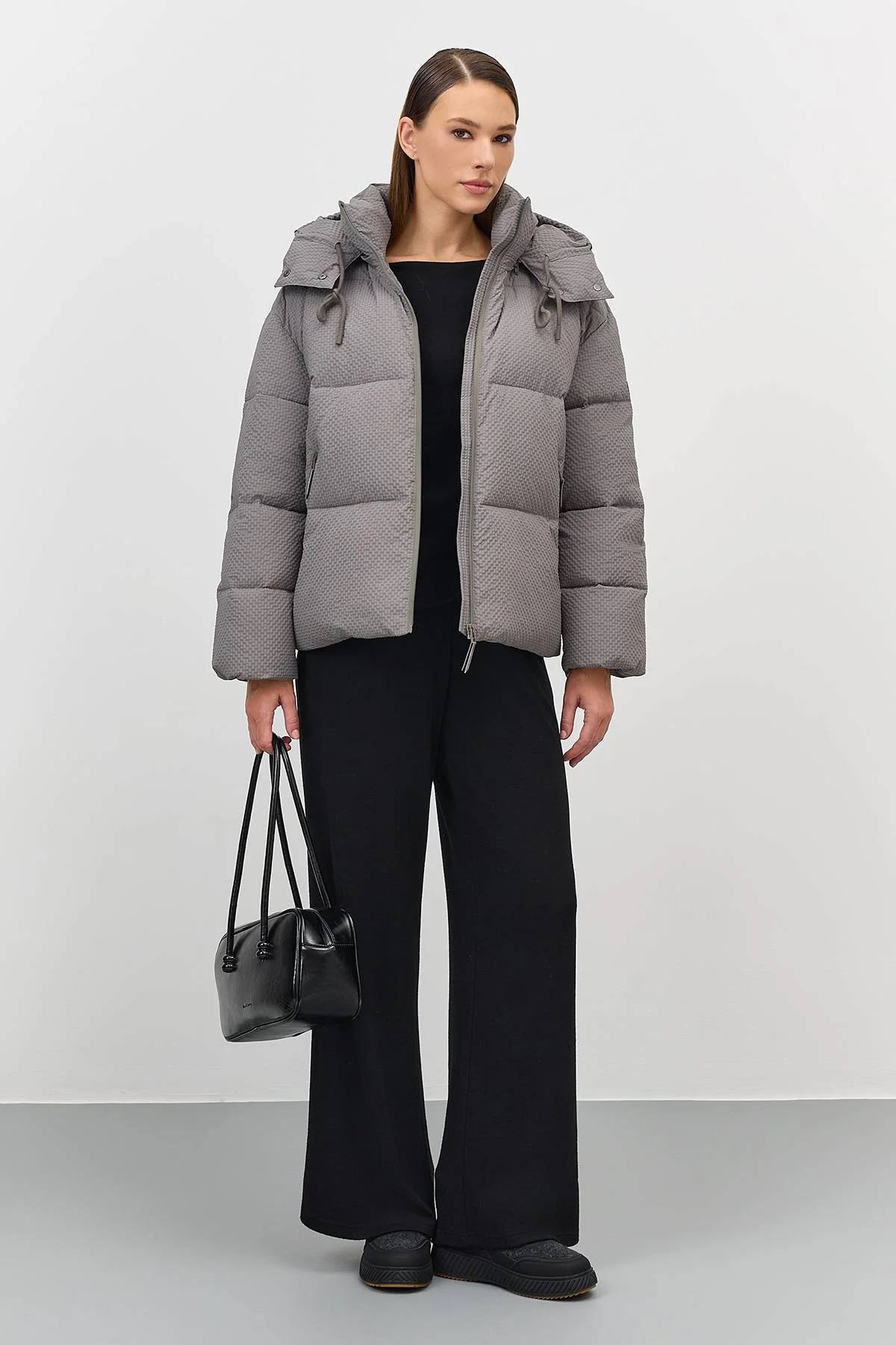 Куртка Oversize из фактурной ткани, 48