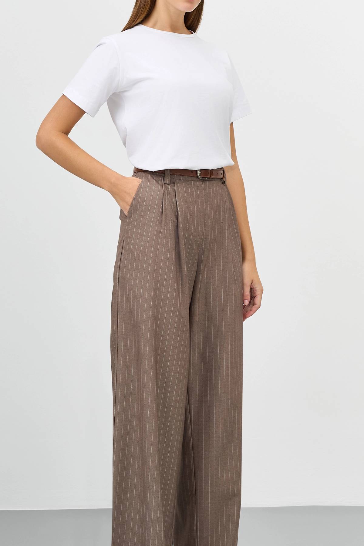 Лимитированная серия широкие брюки в полоску и ремень, 42