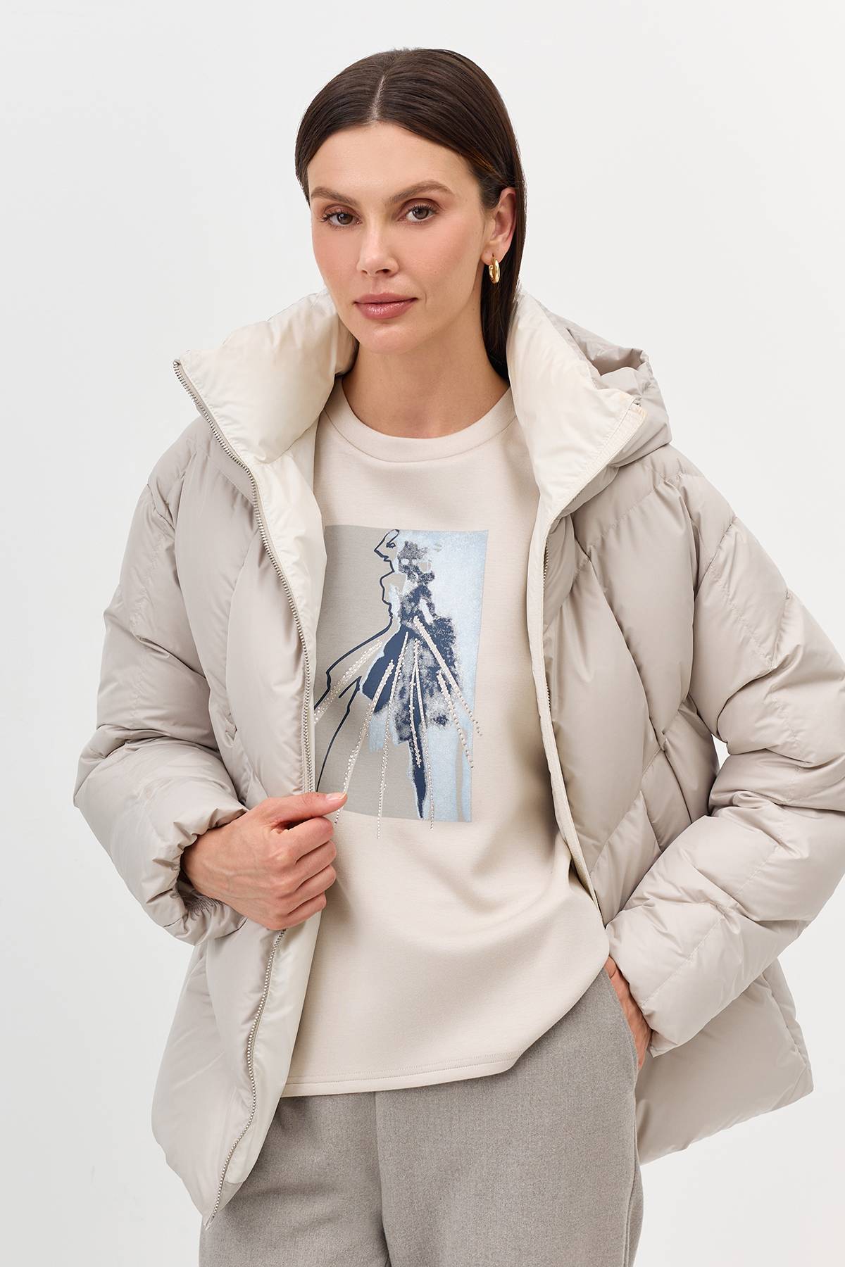 Лимитированная серия  светлая объемная фактурная куртка и палантин, 42