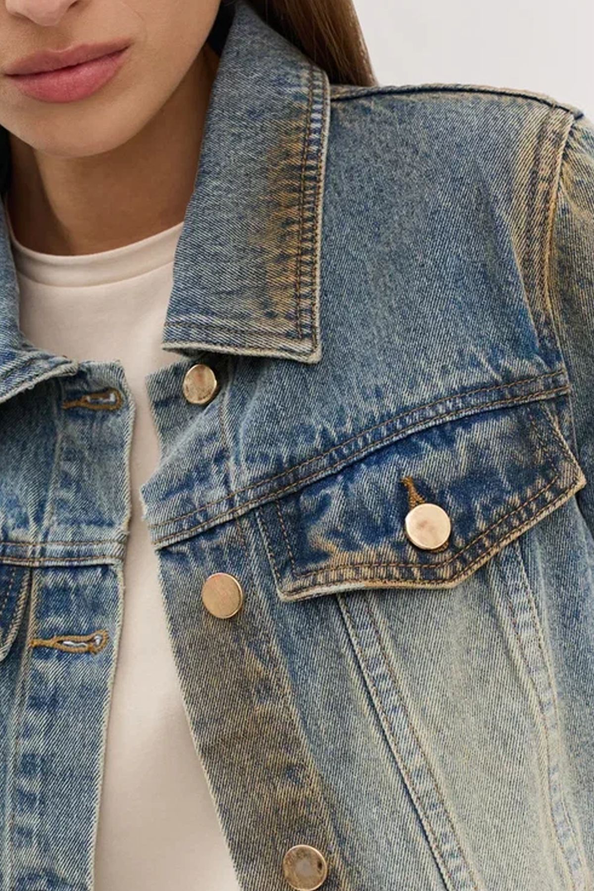 Джинсовый жакет с контрастной варкой, 46р