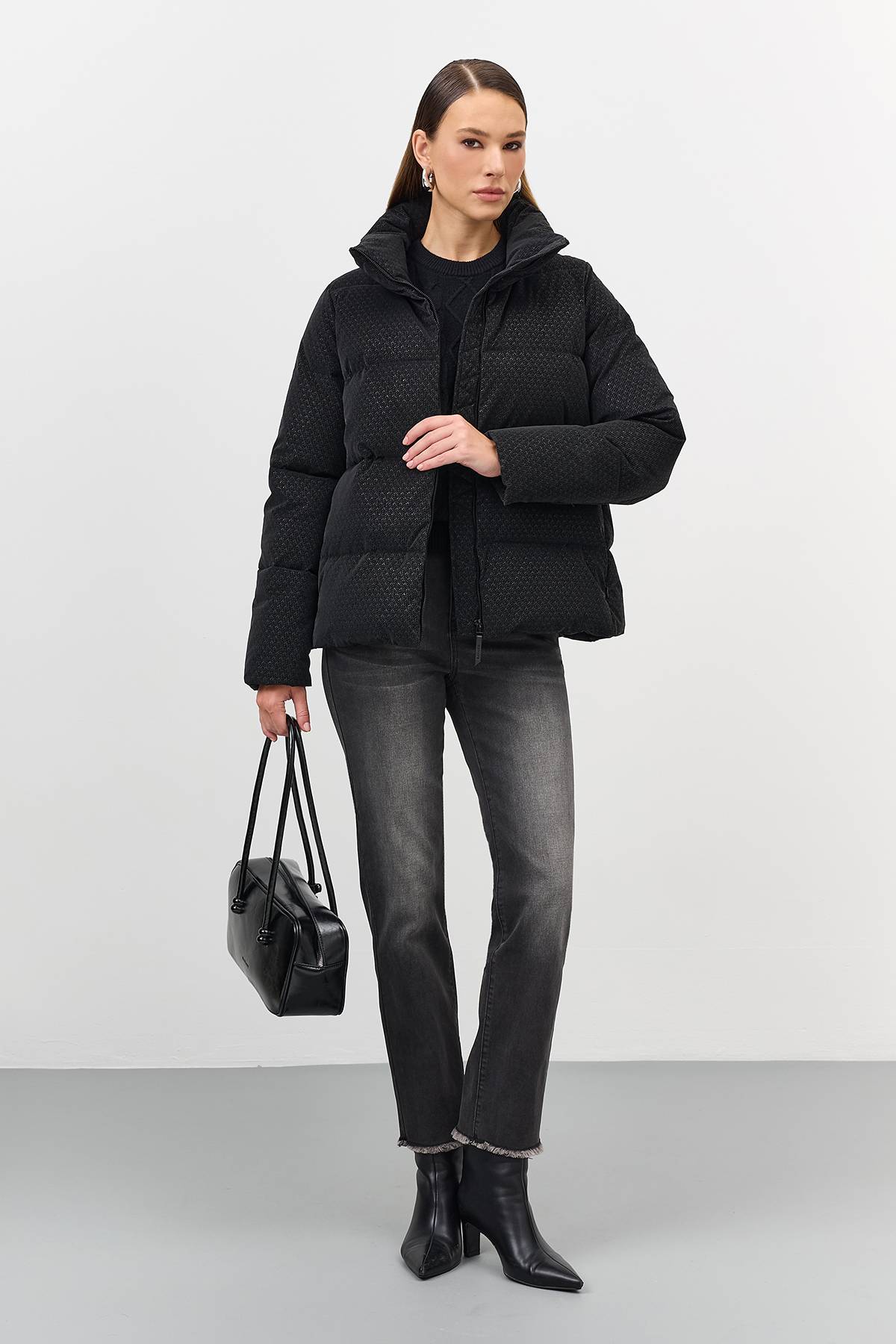 Лимитированная серия куртка с имитацией вязаной фактуры и палантин, 52