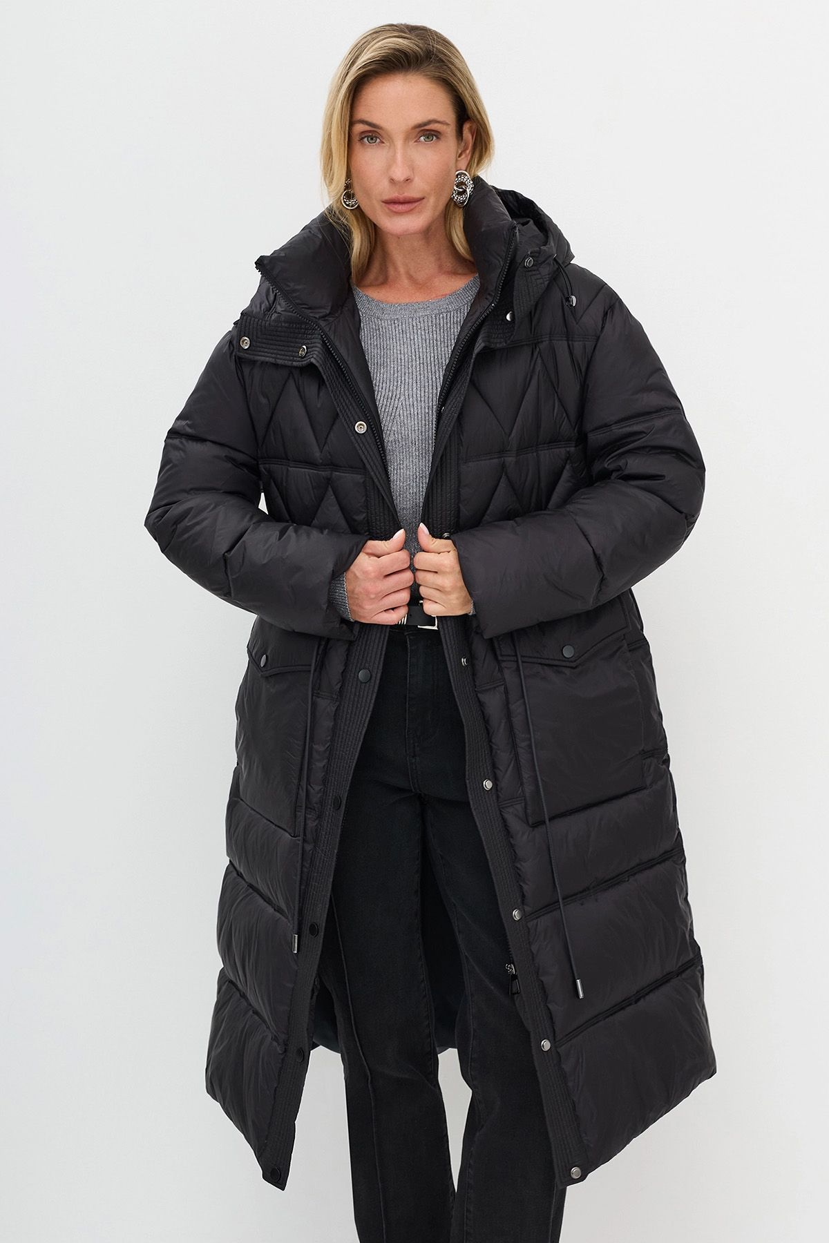 Удлиненное пальто с фигурной стежкой в черном цвете, 44р